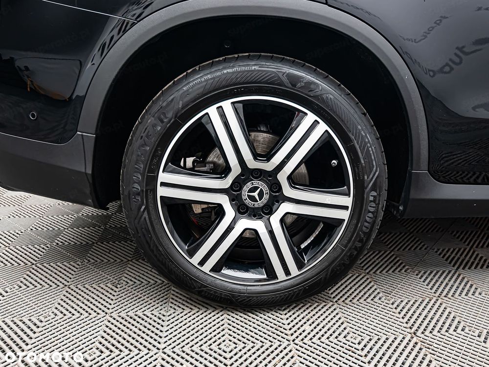 Mercedes-Benz GLC 220 d 4-Matic - 36