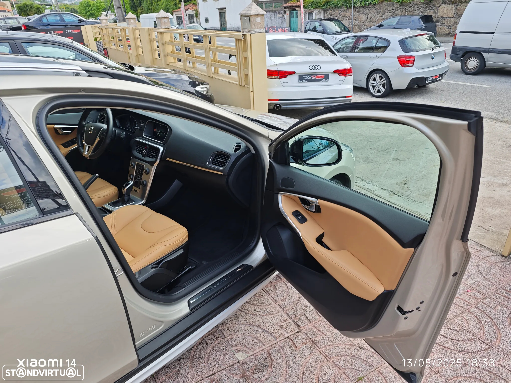 Volvo V40 Cross Country 1.5 T3 Summum Geartronic - 25