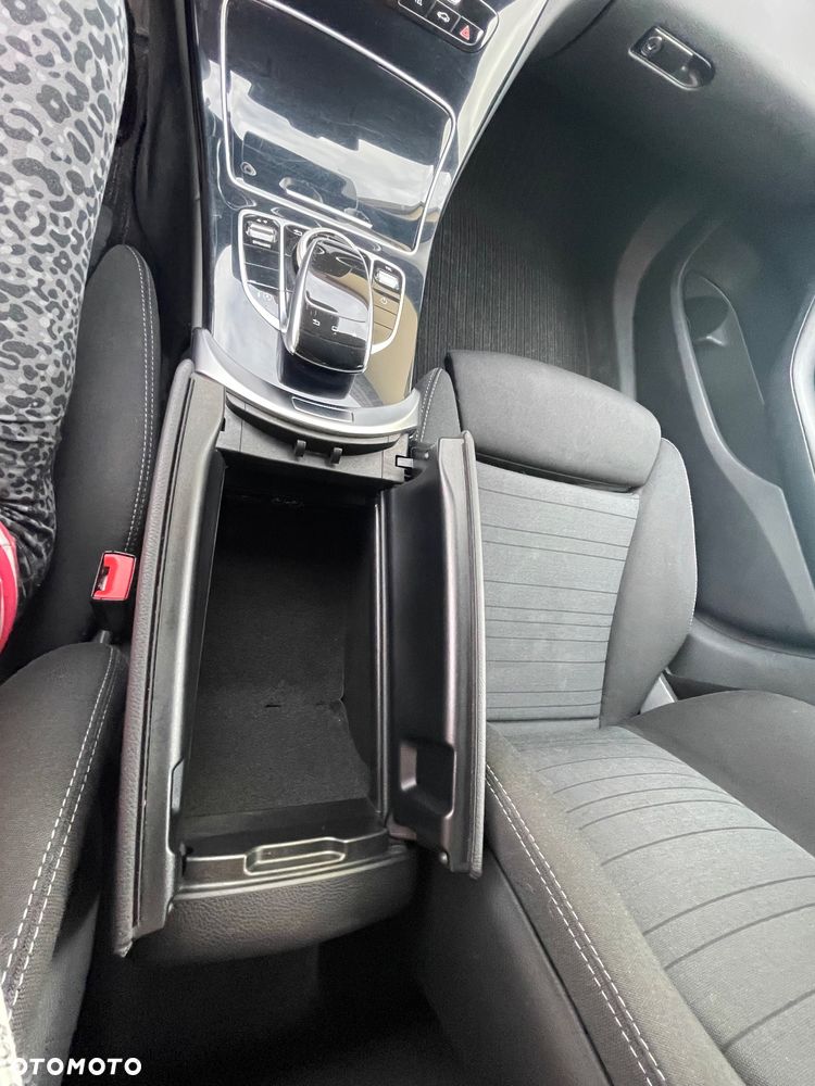 Mercedes-Benz Klasa C 180 (BlueTEC) d 7G-TRONIC Avantgarde - 13