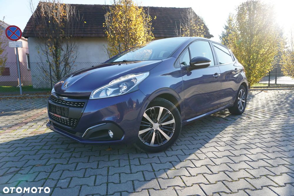 Peugeot 208 1.2 PureTech Allure - 12