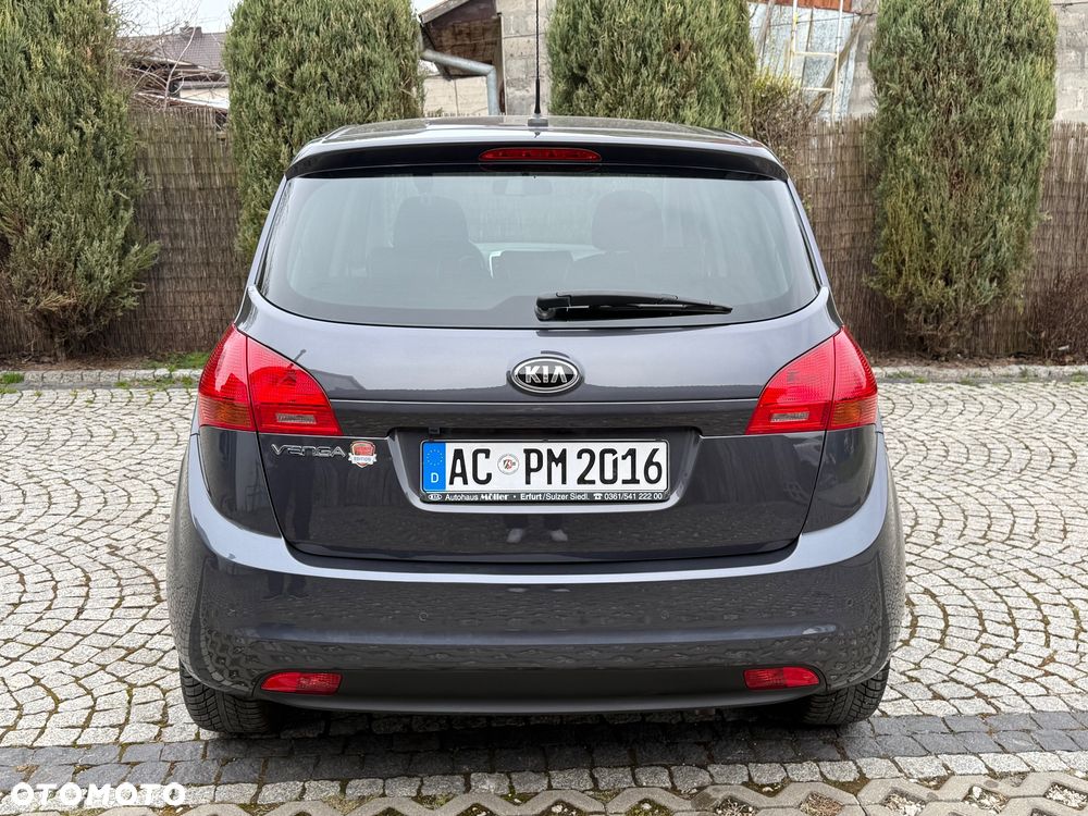 Kia Venga 1.6 CVVT Dream-Team Edition - 10