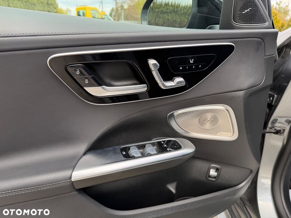 Mercedes-Benz Klasa C 220 d mHEV 4-Matic AMG - 18