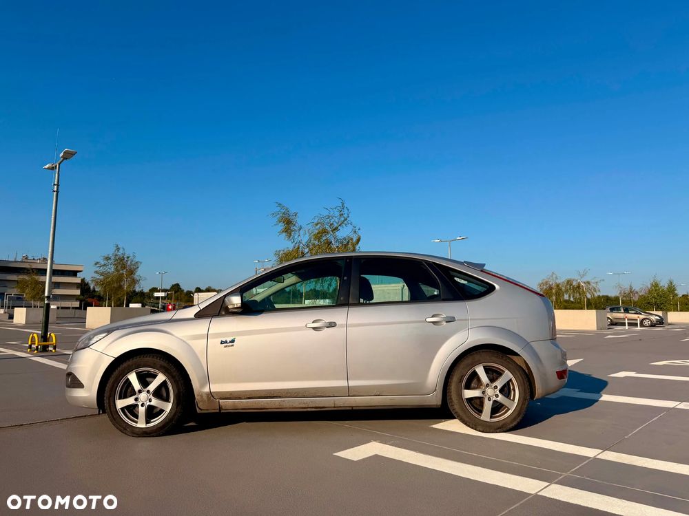 Ford Focus 1.8 Titanium - 5