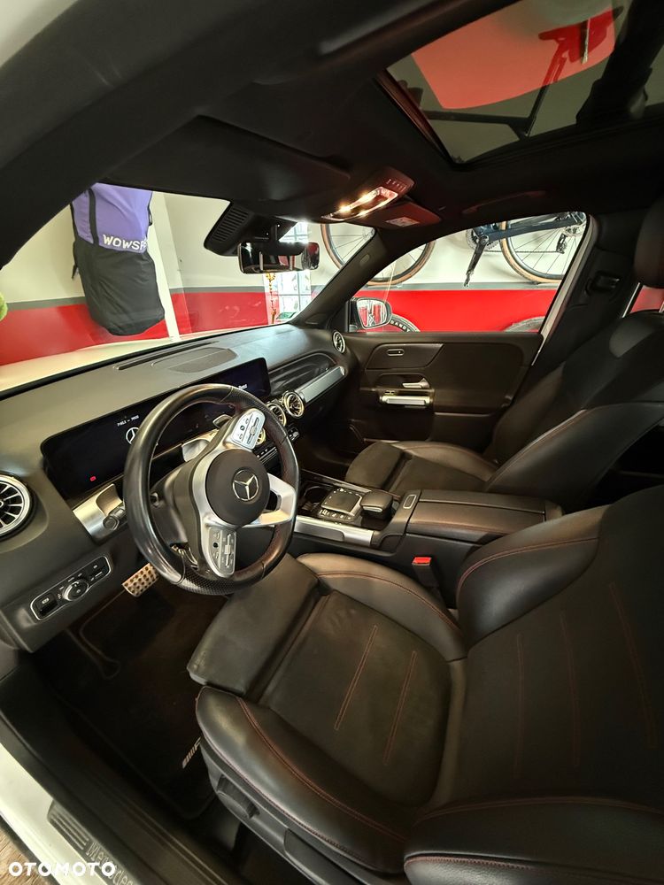 Mercedes-Benz GLB 250 4-Matic AMG Line 8G-DCT - 9