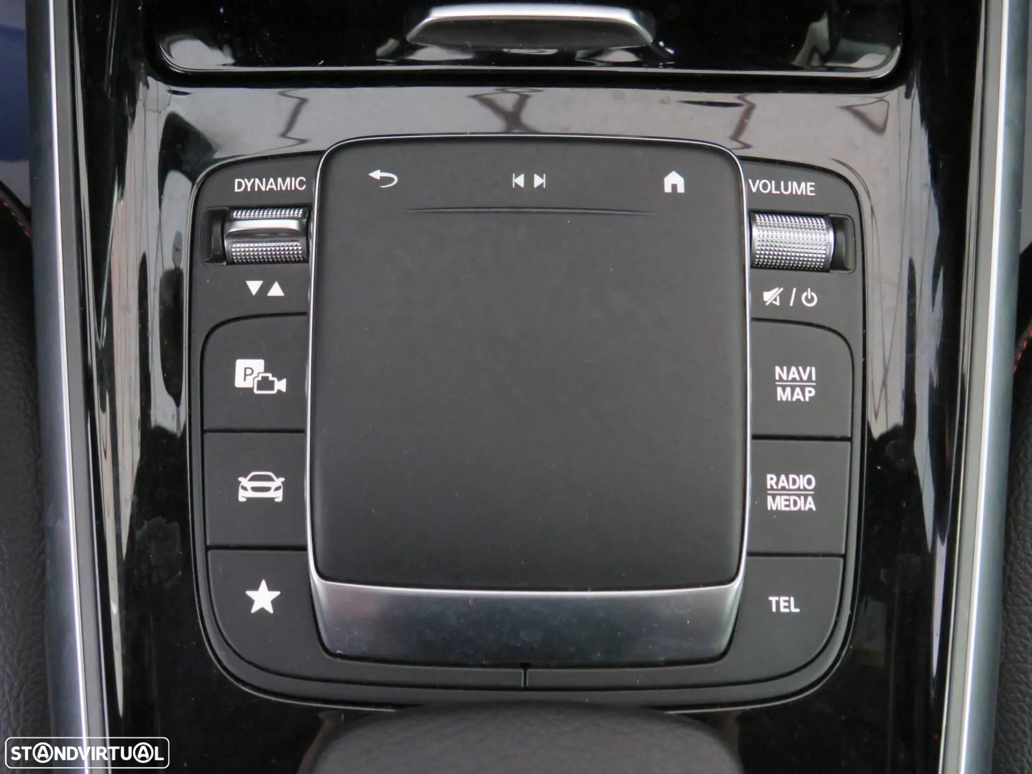 Mercedes-Benz GLB 200 d AMG Line - 45