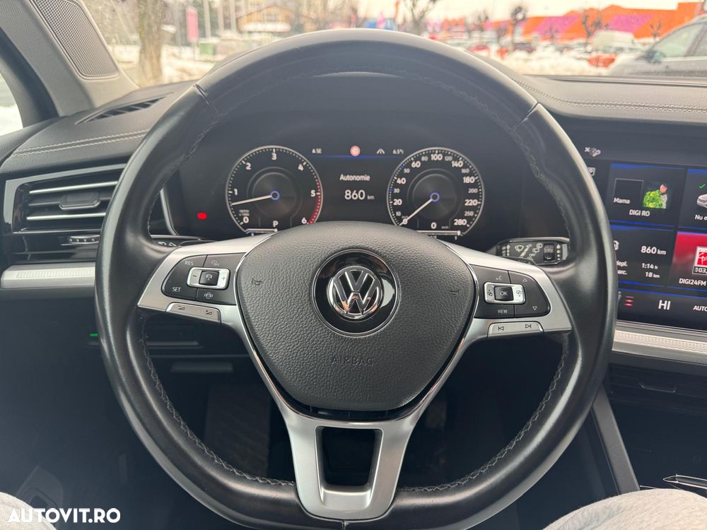 VOLKSWAGEN Touareg 2019 — imagine 5