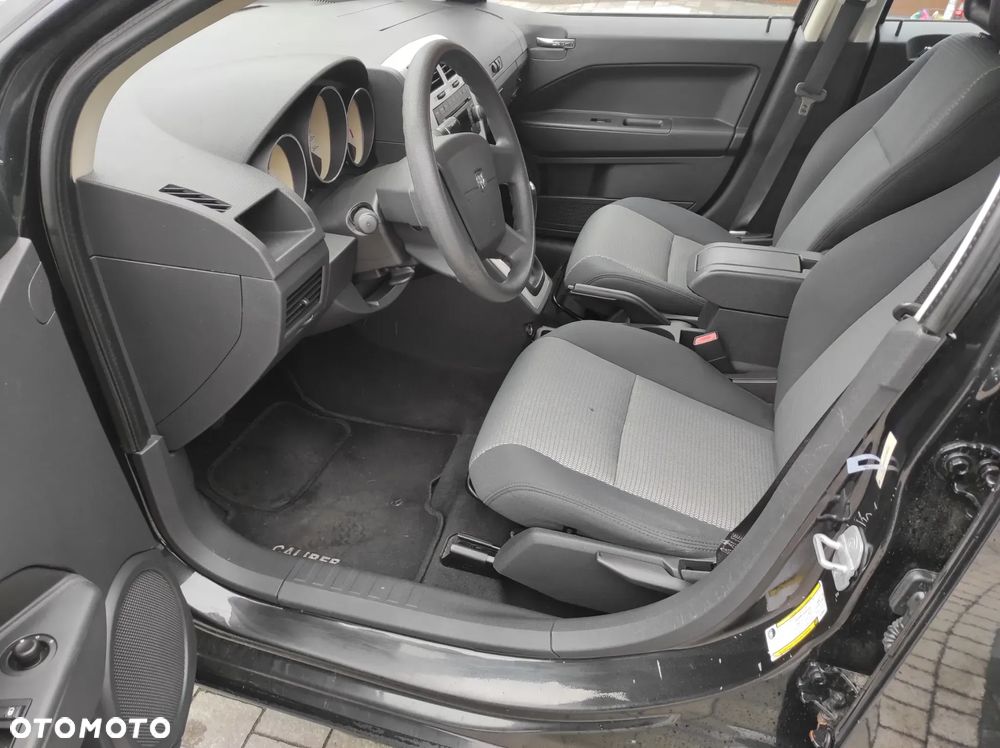 Dodge Caliber 1.8 SXT - 11