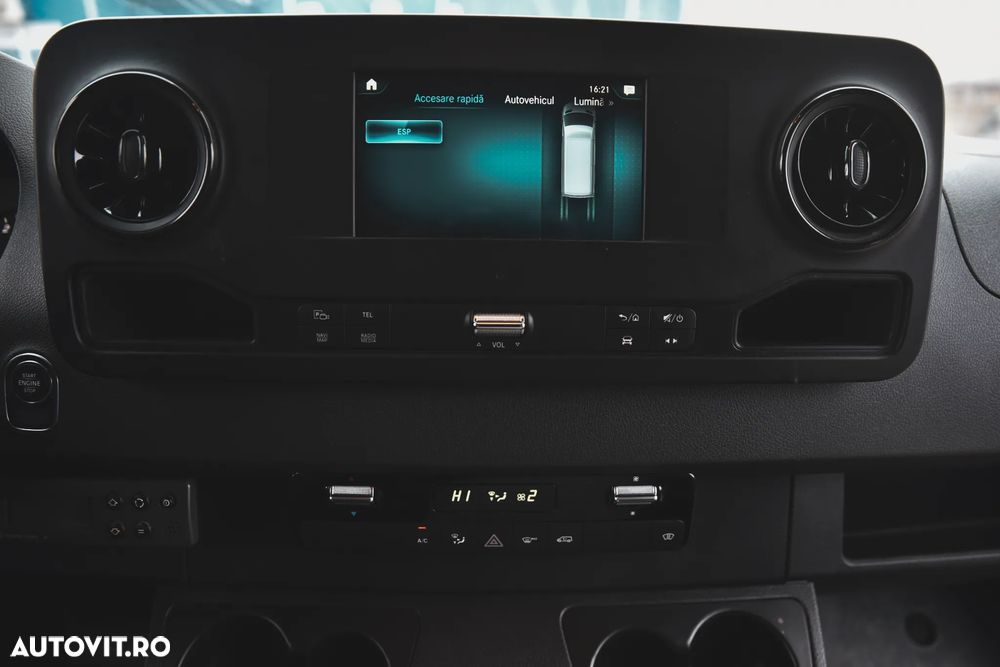 Mercedes-Benz SPRINTER - 11