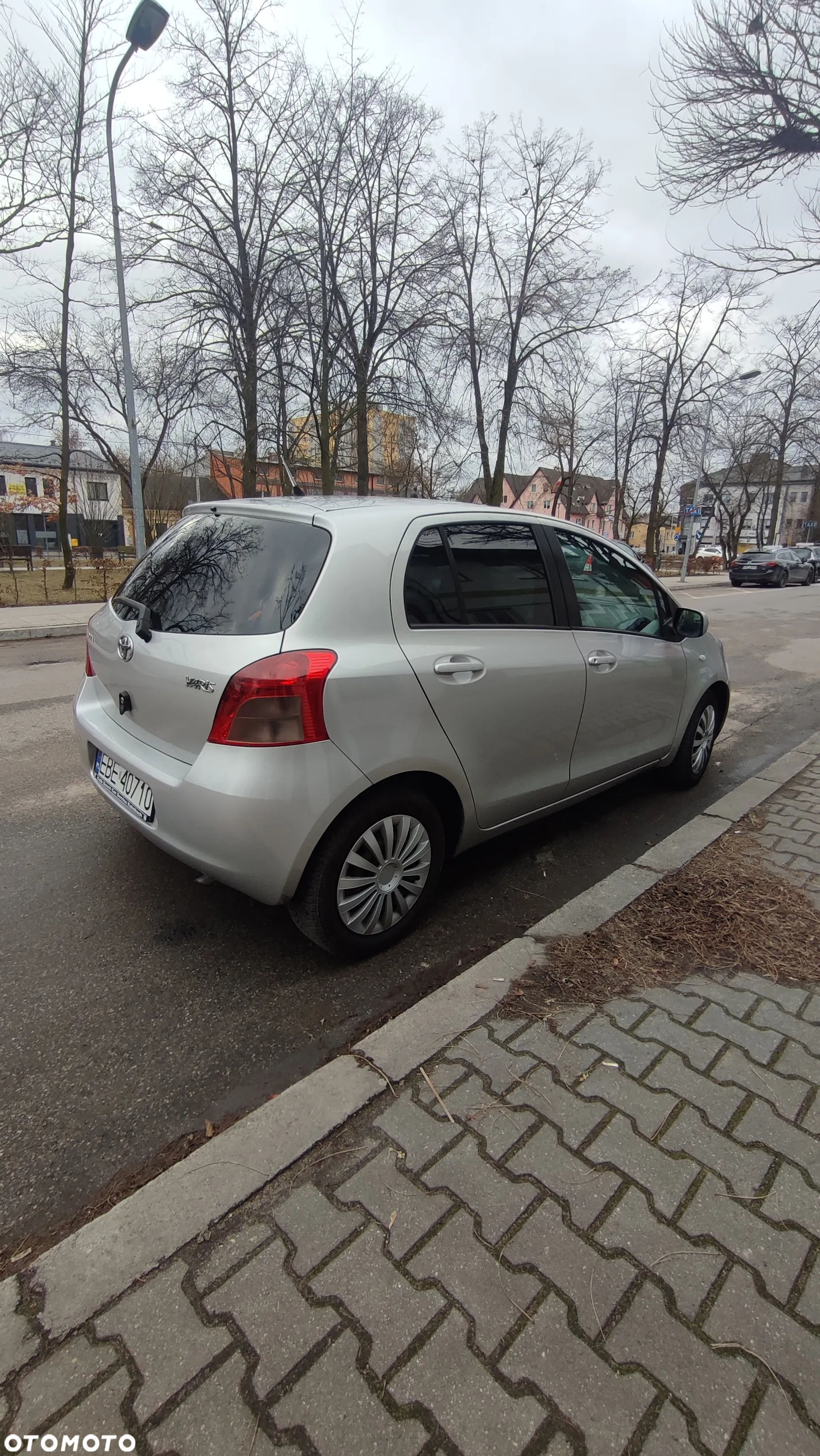 Toyota Yaris 1.3 Luna A/C - 11