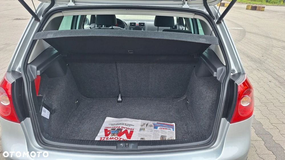 Volkswagen Golf 1.6 Trendline - 18