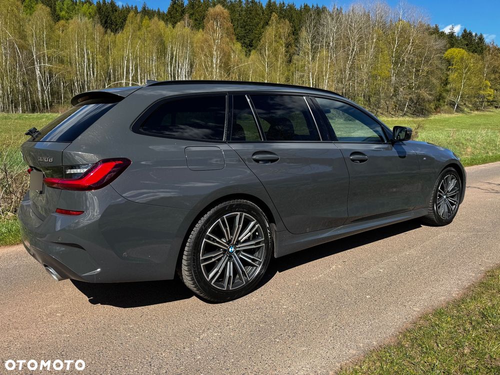 BMW Seria 3 320d xDrive M Sport - 4