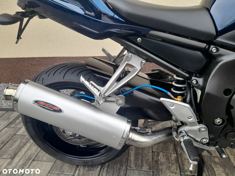 Yamaha FZ - 10