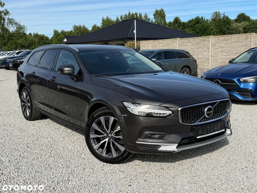Volvo V90 Cross Country B5 D AWD Ultimate - 21