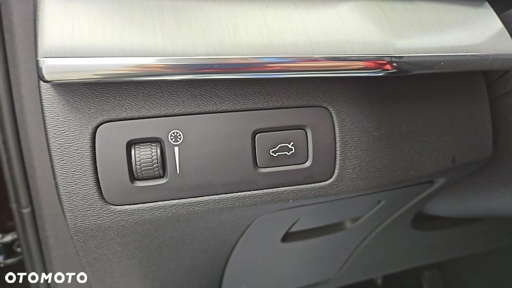 Volvo XC 90 - 17