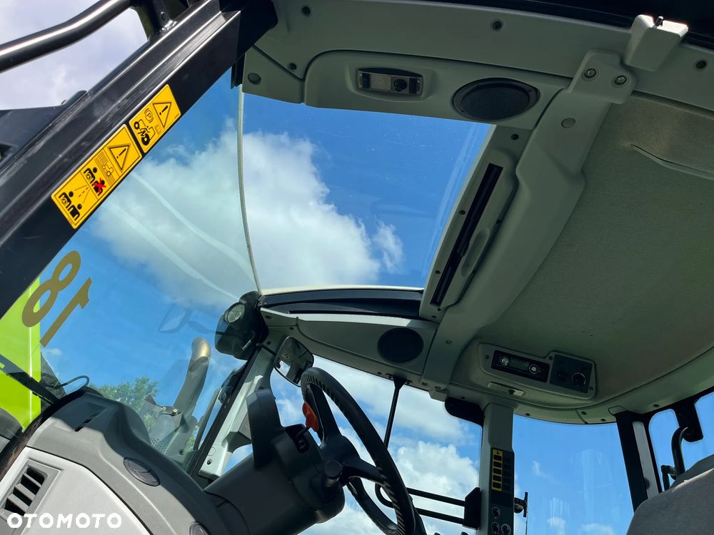Claas Arion 430 - 12