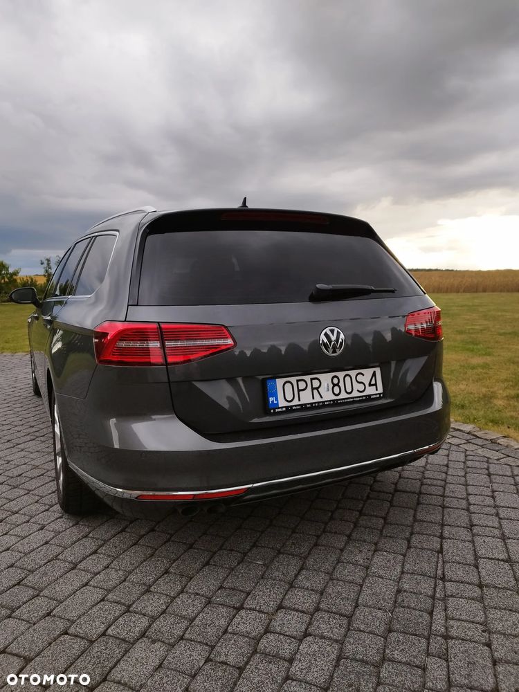 Volkswagen Passat 2.0 TDI SCR 4Mot DSG Highline - 16