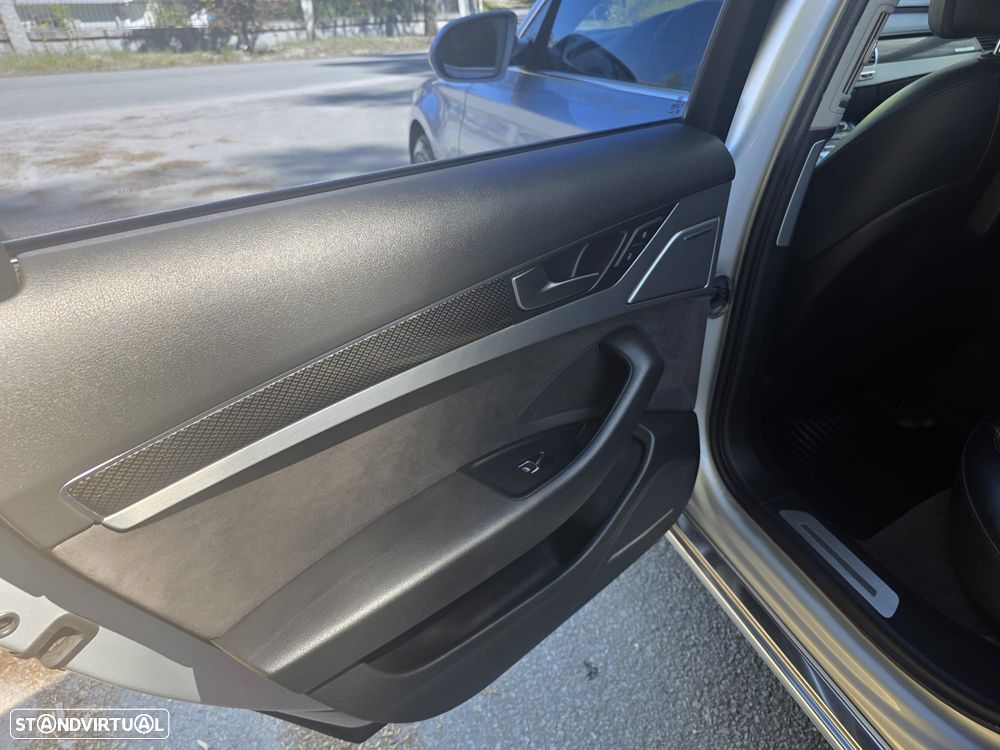 Audi A8 3.0 TDI DPF quattro tiptronic - 12