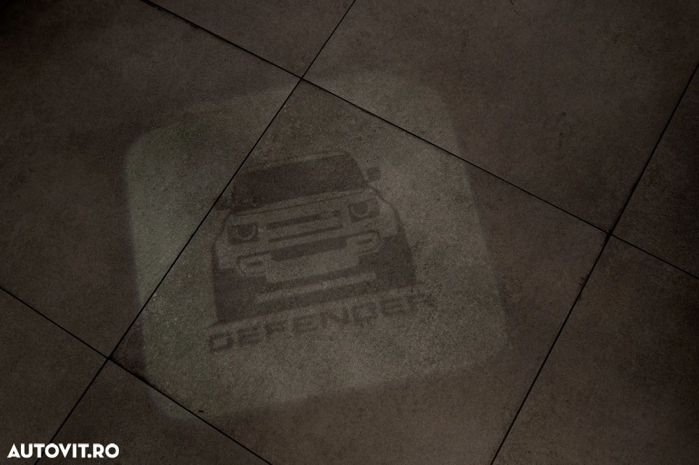 Land Rover Defender 110 2.0 P404 PHEV - 17