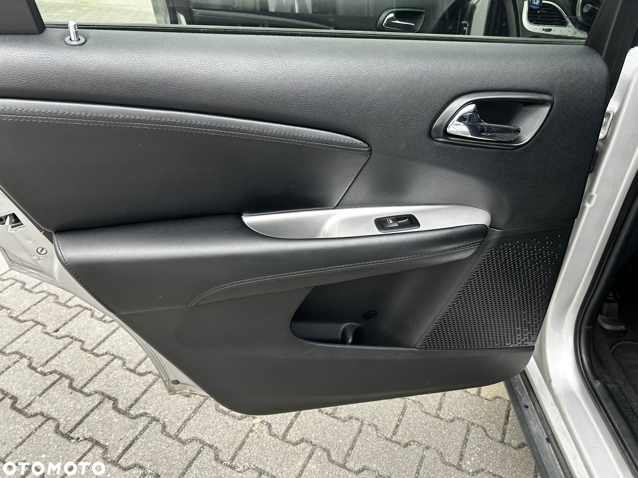 Fiat Freemont 2.0 Multijet Black Code AWD - 11