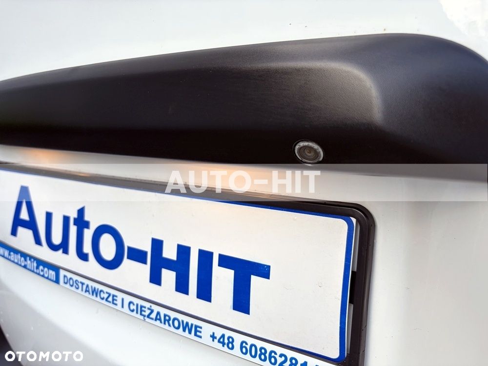 Opel Vivaro - 11