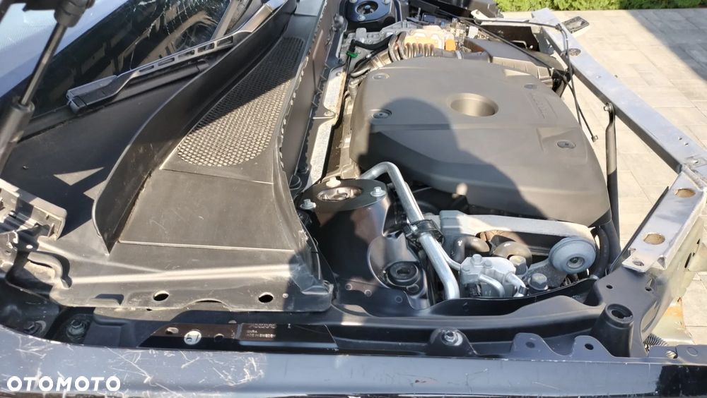 Volvo XC 90 - 7