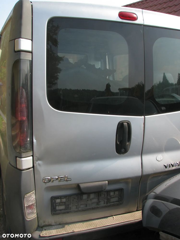 DRZWI LEWY TYŁ LEWE TYLNE SKRZYDEŁKA OPEL VIVARO 1 A RENAULT TRAFIC II L147 RP09