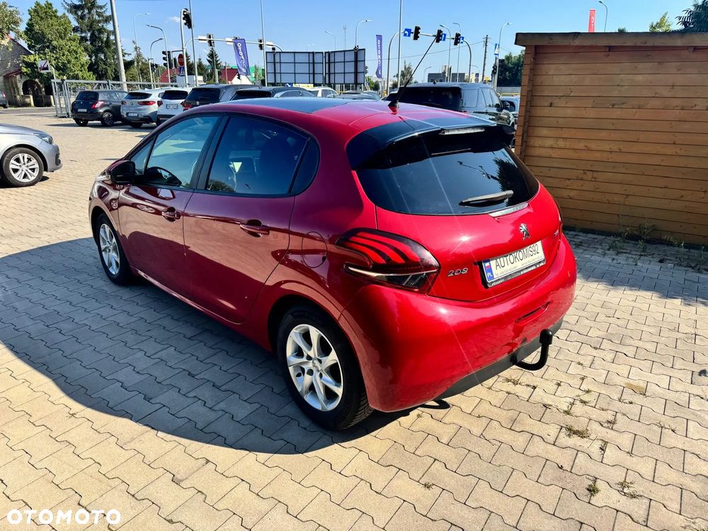 Peugeot 208 1.2 PureTech Allure - 5