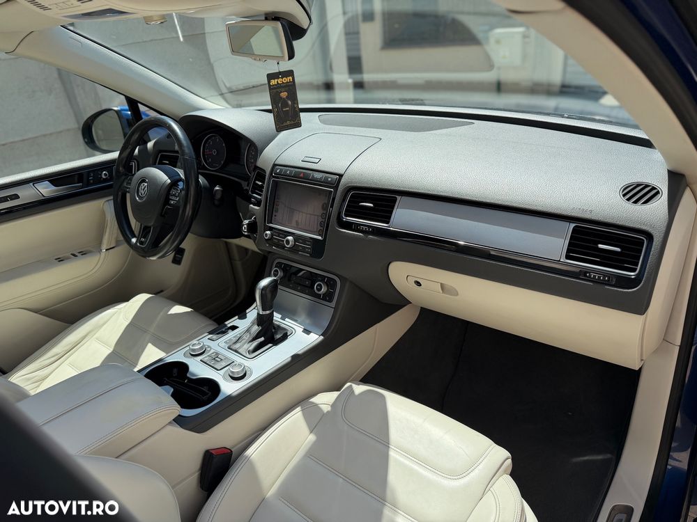 Volkswagen Touareg - 15