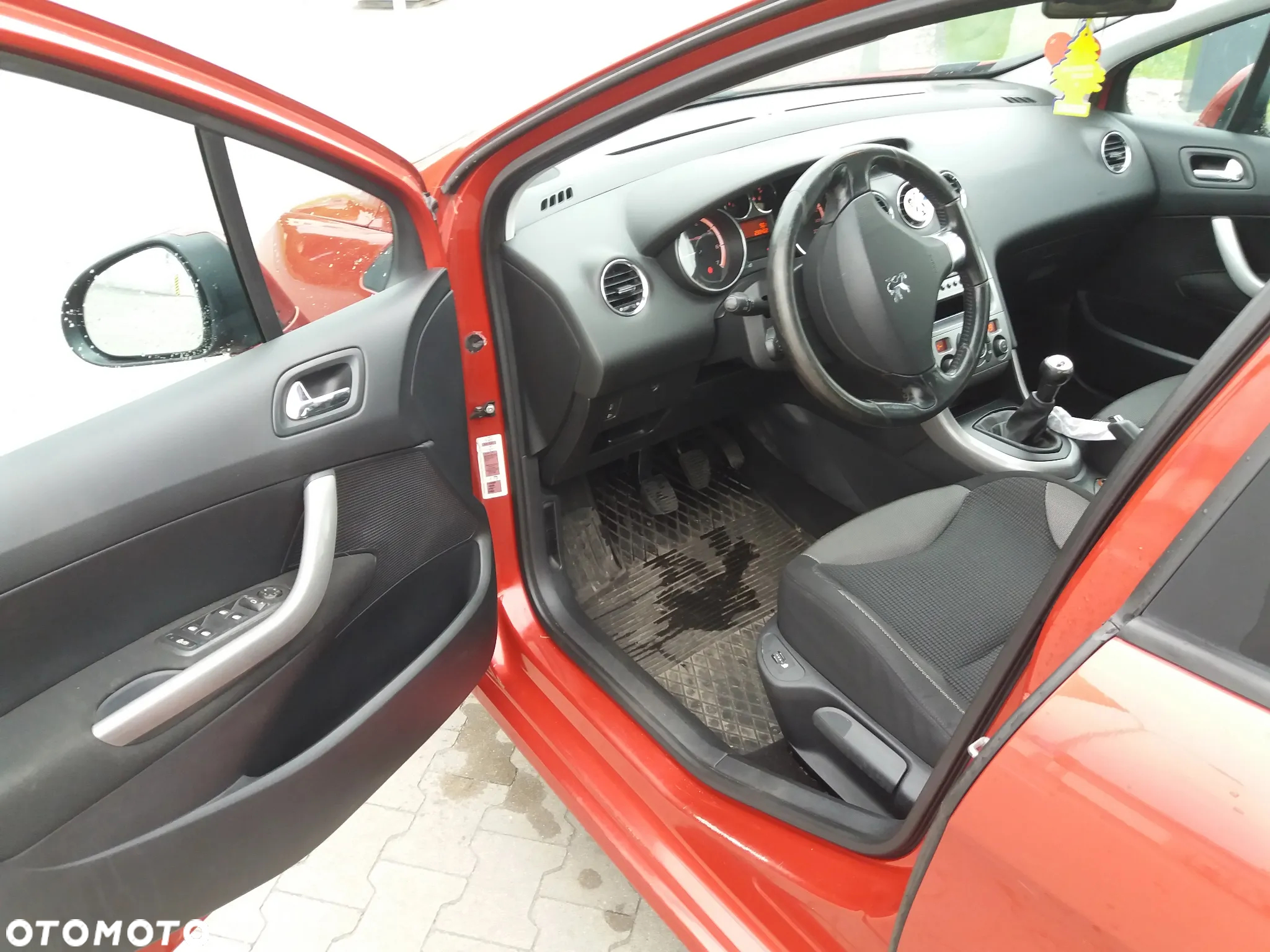 Peugeot 308 150 THP Premium - 6