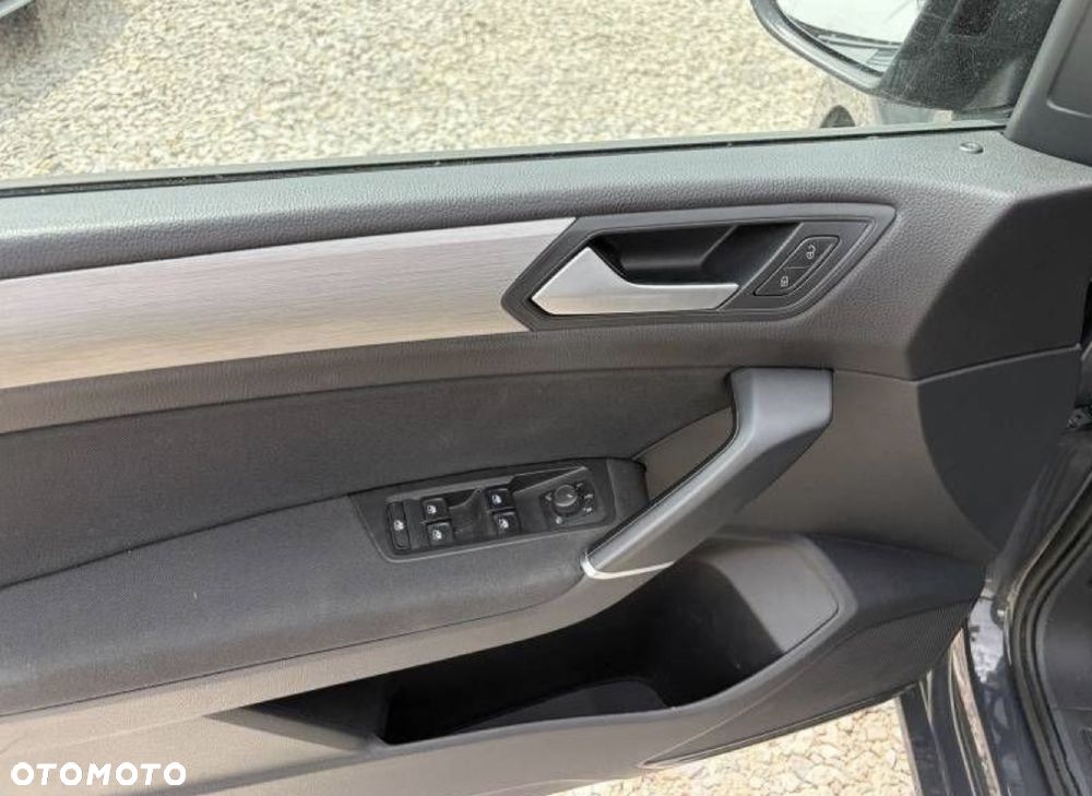 Volkswagen Touran 2.0 TDI BMT Comfortline Plus DSG - 14