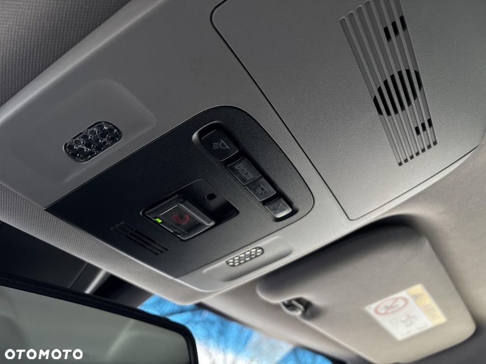 Toyota Camry 2.5 Hybrid Executive CVT - 31