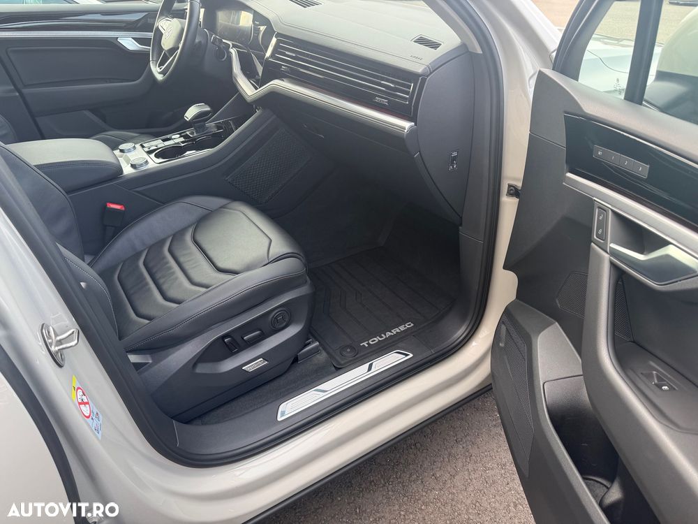 Volkswagen Touareg V6 TSI 4MOTION Elegance - 10