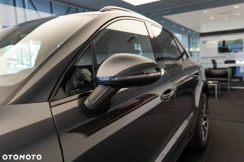 Porsche Macan - 12