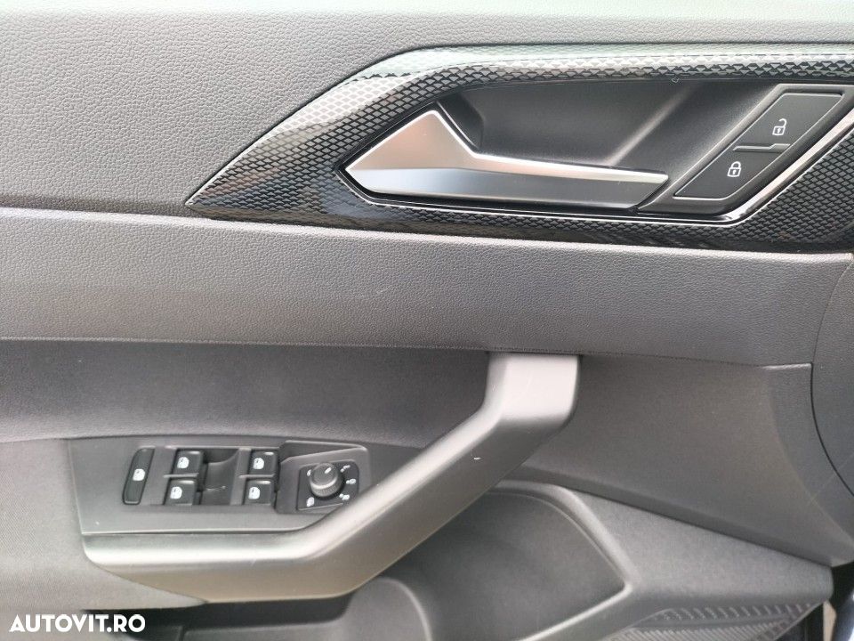 Volkswagen Polo - 12