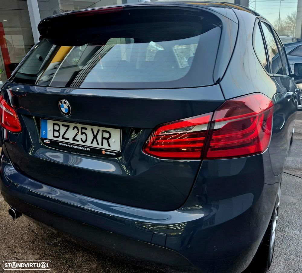 BMW 218 Active Tourer i Luxury Line - 8