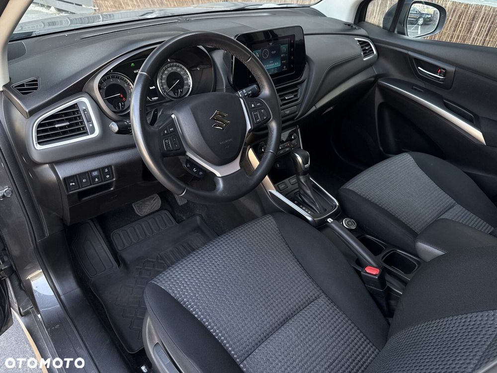 Suzuki S-Cross - 10