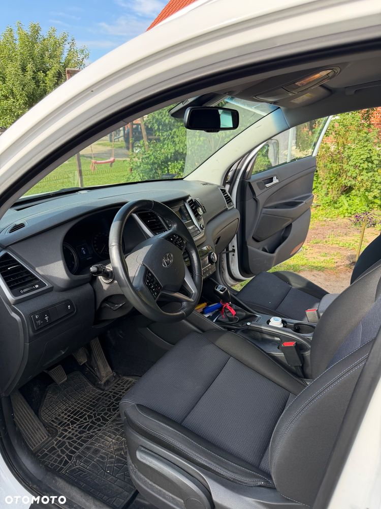 Hyundai Tucson 2.0 CRDI BlueDrive GO 2WD - 9