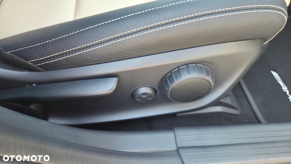 Mercedes-Benz GLA - 35