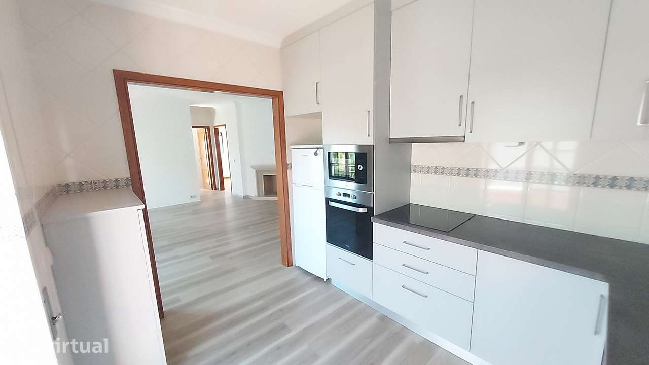 Apartamento T2 - Centro de Fátima - Grande imagem: 3/20