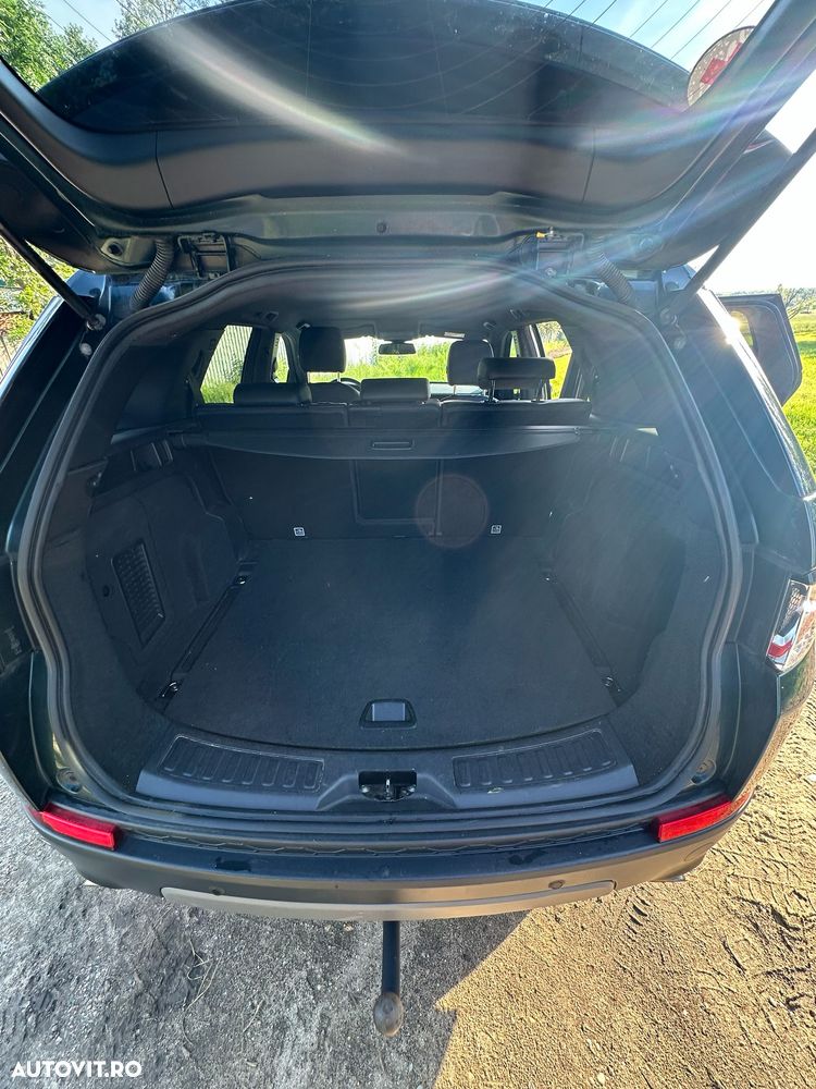 Land Rover Discovery Sport - 28