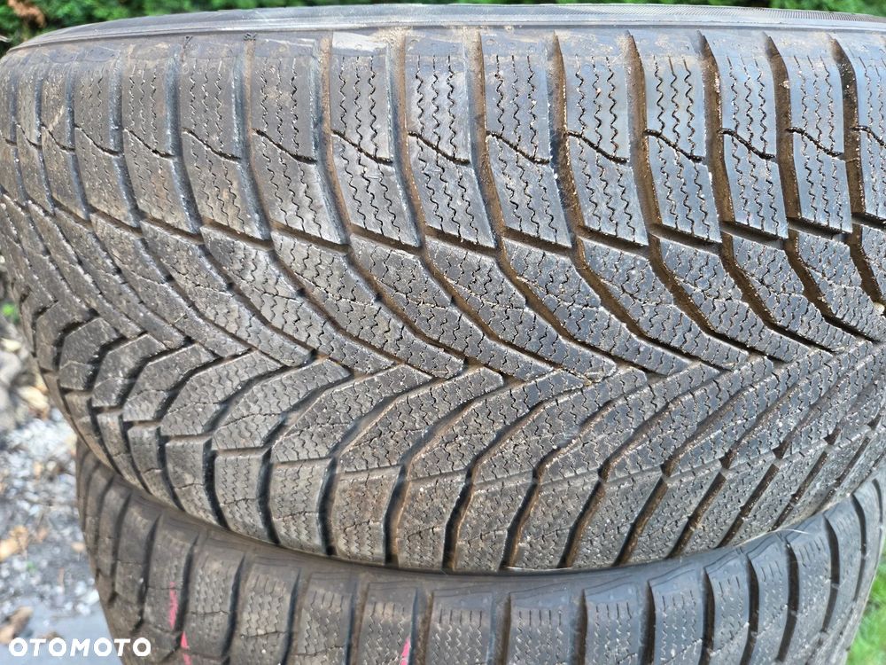 235/50/R19 NEXEN - 5