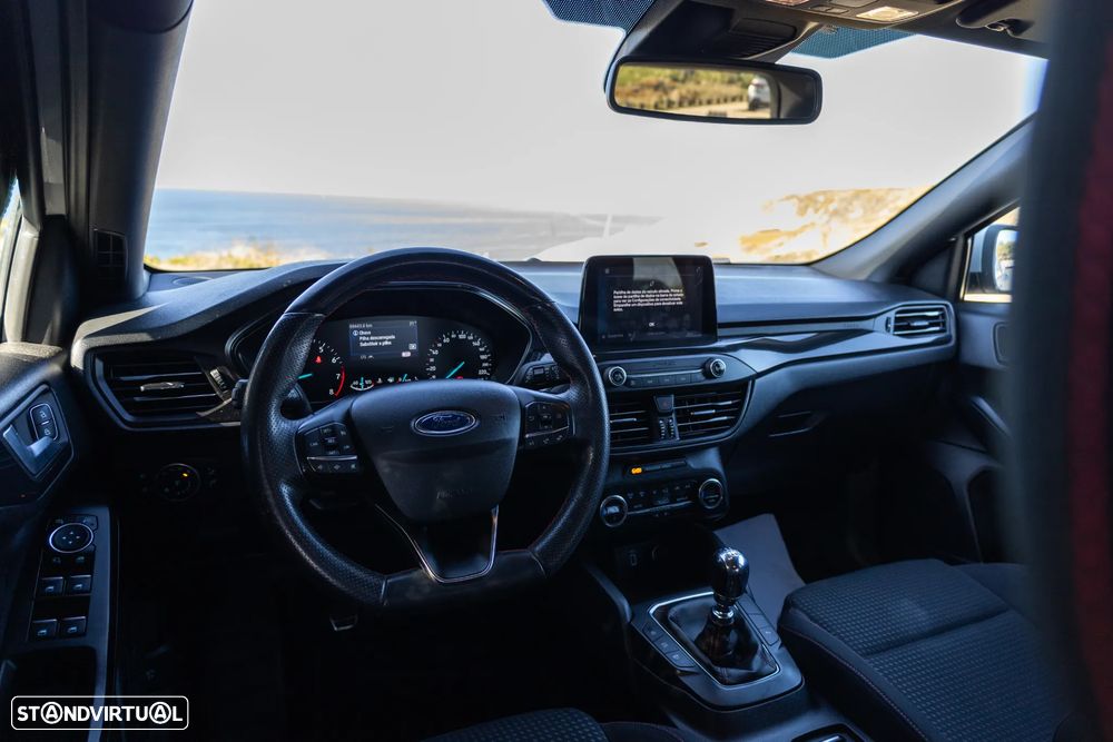 Ford Focus SW 1.0 EcoBoost ST-Line - 15