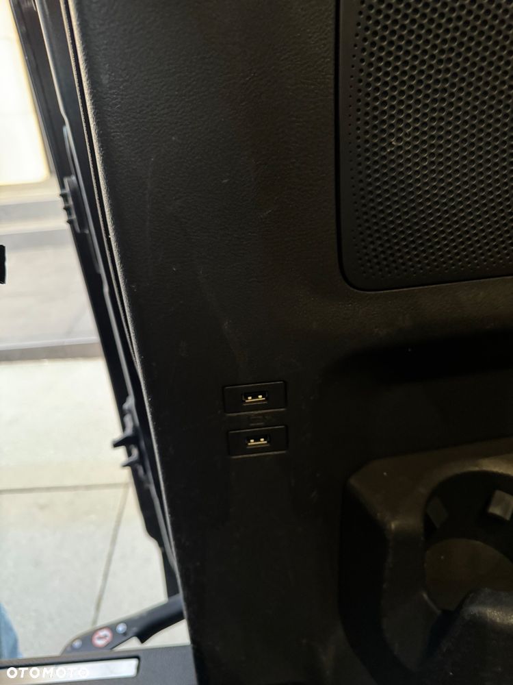 Ford Tourneo Custom 320 L1H1 VA Autm Titanium - 14