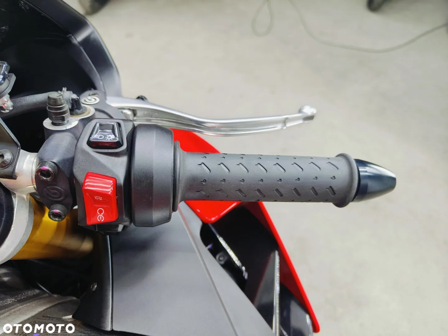 Aprilia RSV - 15