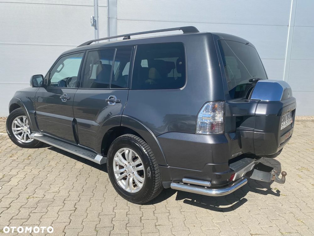 Mitsubishi Pajero 3.2 DID Instyle - 14