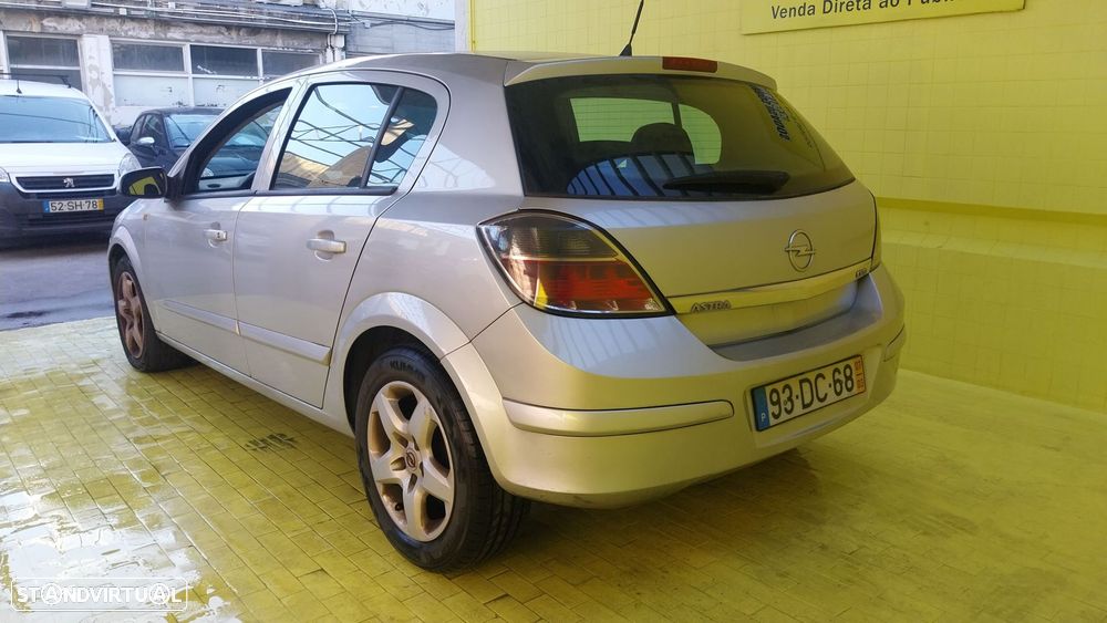 Opel Astra 1.3 CDTi Enjoy - 17