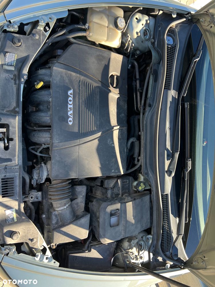 Volvo S40 1.8 Momentum - 18
