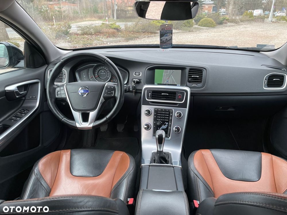 Volvo V60 D4 Drive-E Momentum - 7