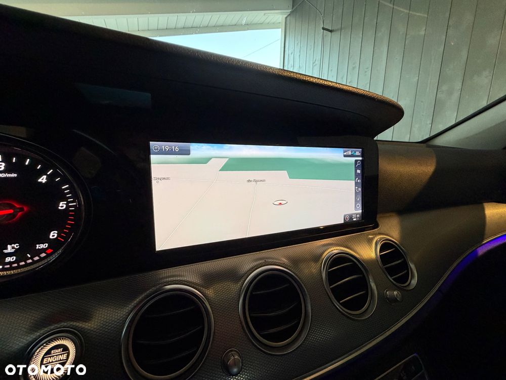 Mercedes-Benz Klasa E - 7