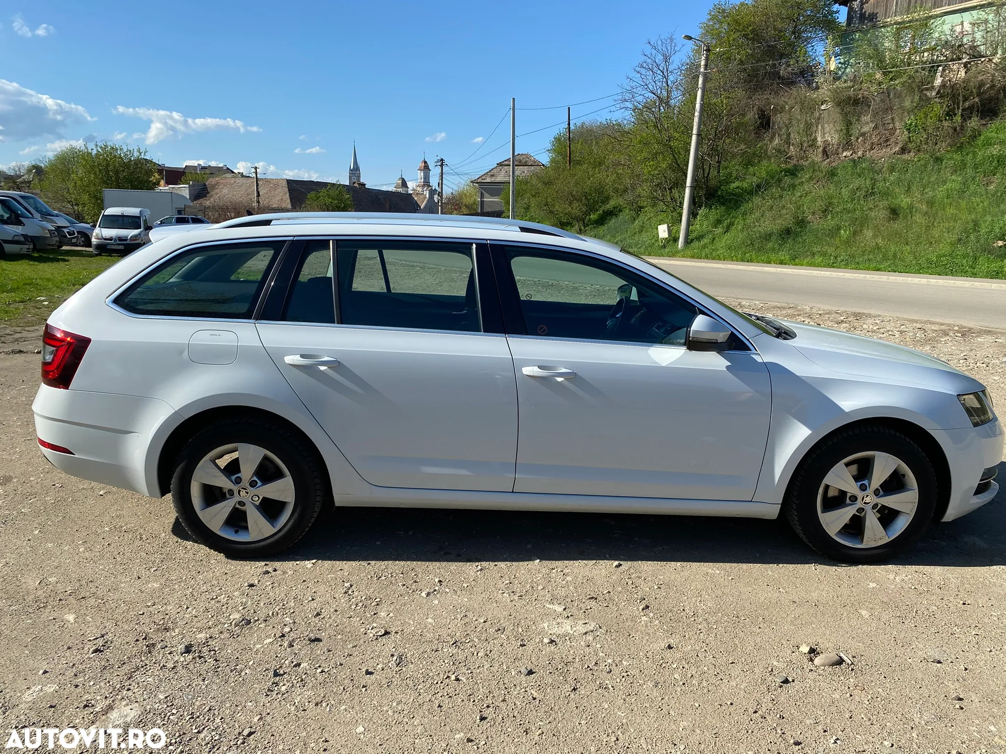 Skoda Octavia 1.5 TSI ACT DSG Style - 4